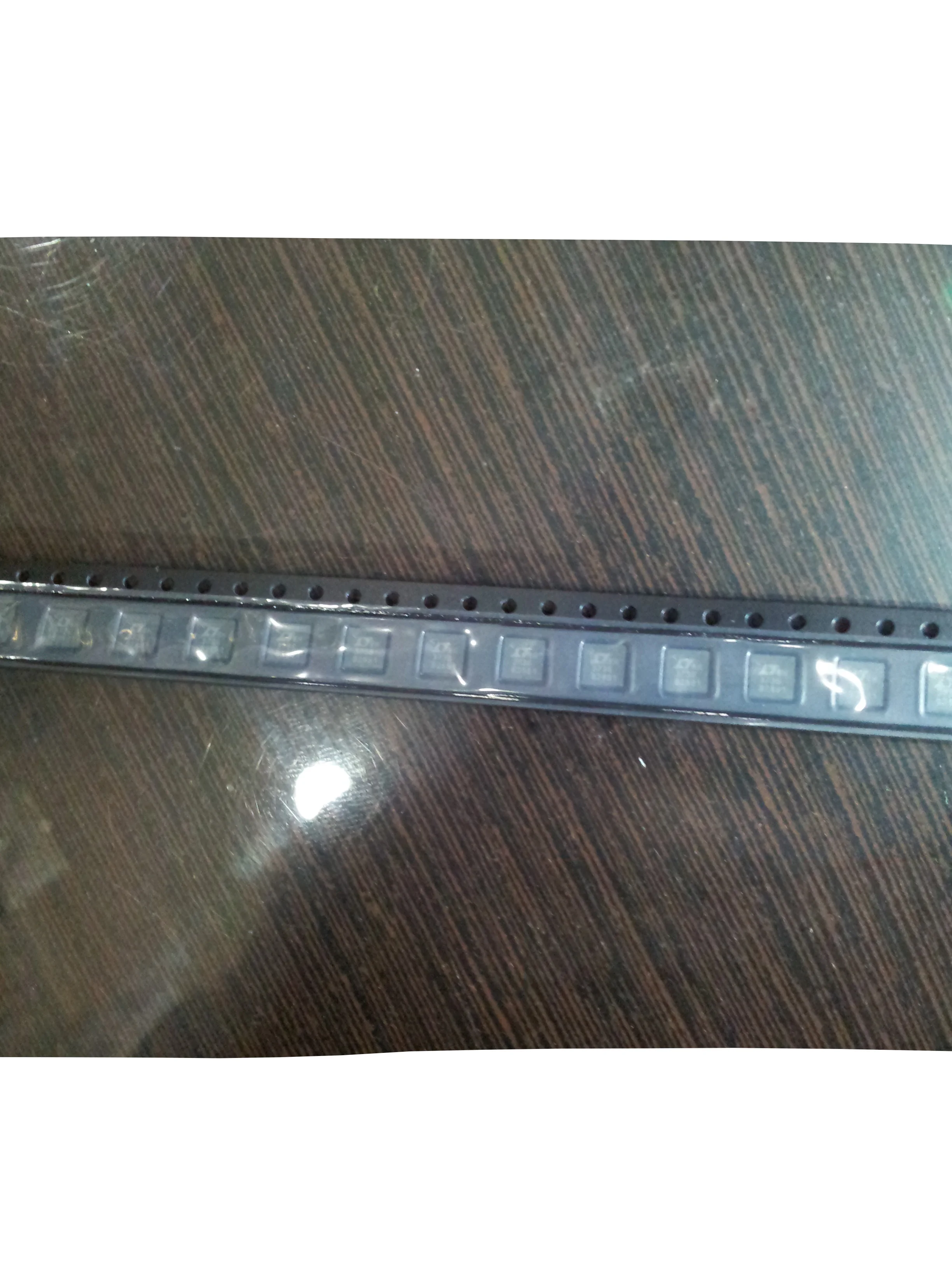 LTC3736 LTC3736EGN-1 LTC3736EUF-1 - Dual 2-Phase, No RSENSE Synchronous Controller with Spread Spectrum