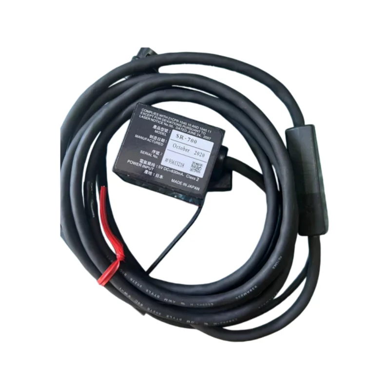 KEYENCE SR-700 SR-710 SR-750 SR-752 SR-751 Ultra Small Fixed Installation Barcode Reader Used for Link Traceability in Stock