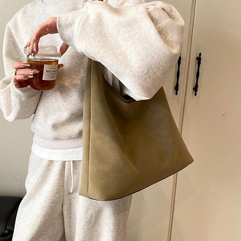 

Elegant Crossbody Handbag Leather Women's Bag High-End Luxury Famous Designer Elegant Craftwork Vintage Commuter Bag​