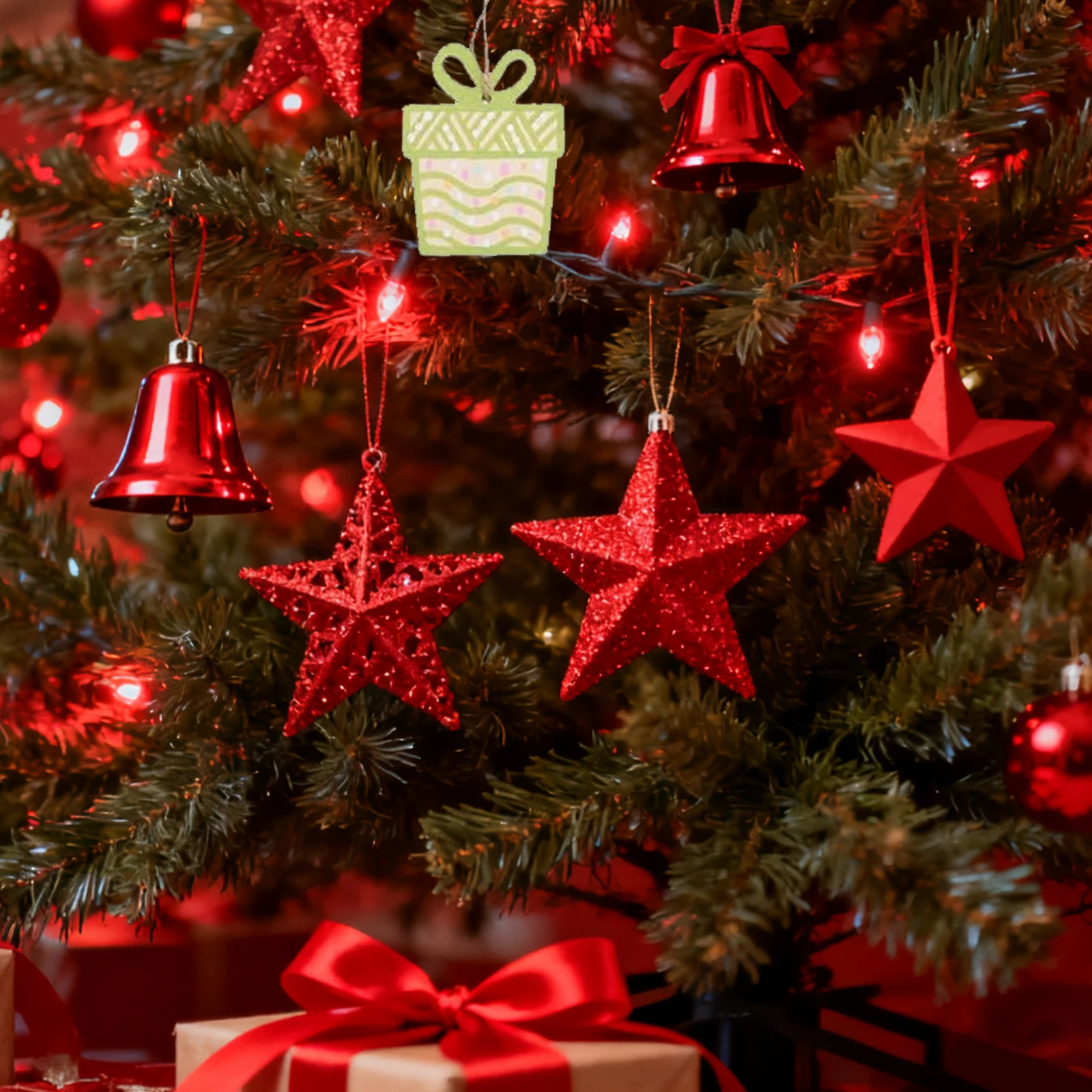 

100Pcs Wooden Slices for Crafts DIY Christmas Ornaments Unfinished Cutouts Beige Table Centerpieces Holiday Party Decorations