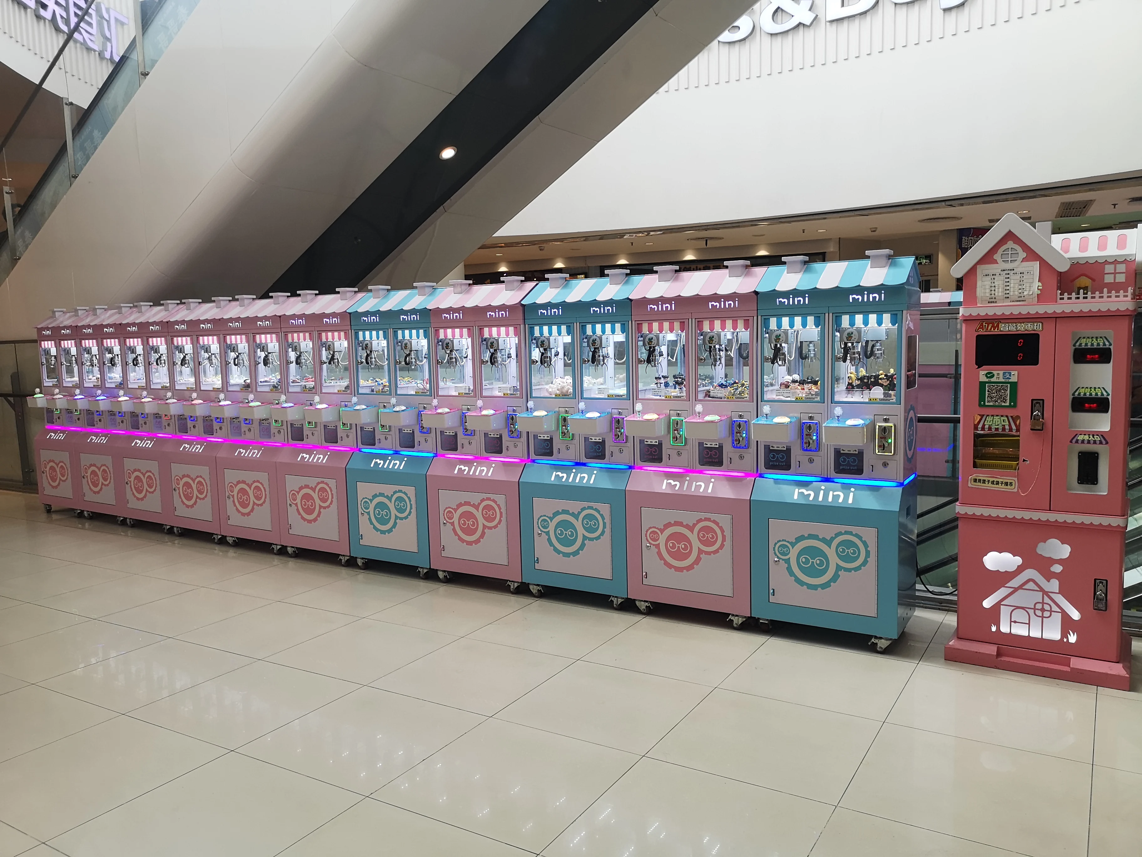 Guangzhou Factory 4 Player Claw Crane Machine Coin Operated Mini Grabber Toy Claw Crane Machine For Sale