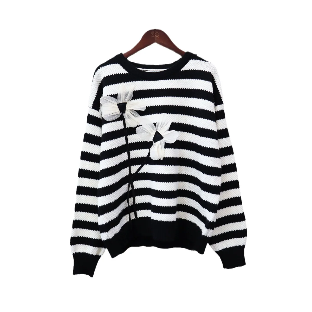 Dophee Patch Flowers Women Knitted Shirts New Autumn Winter All-match Loose Pullover Top O-neck Stripes Long Sleeve Sweaters