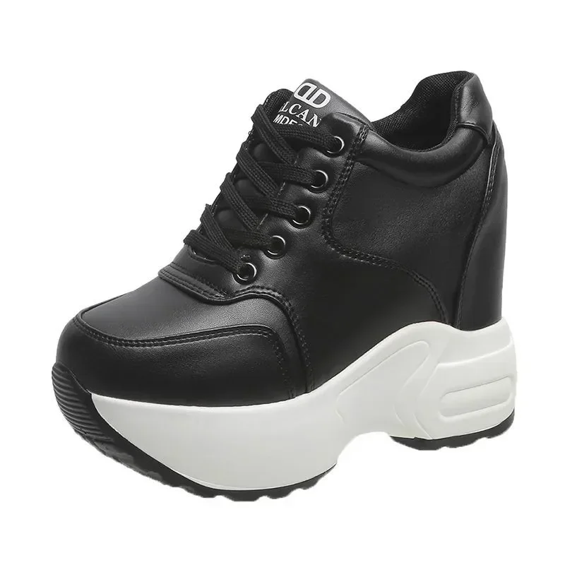 

2025 женские ботильоны, осенние кожаные туфли на массивном каблуке, женские кроссовки на платформе, увеличенная высота, белые ботинки на танкетке на толстой подошве 10 см