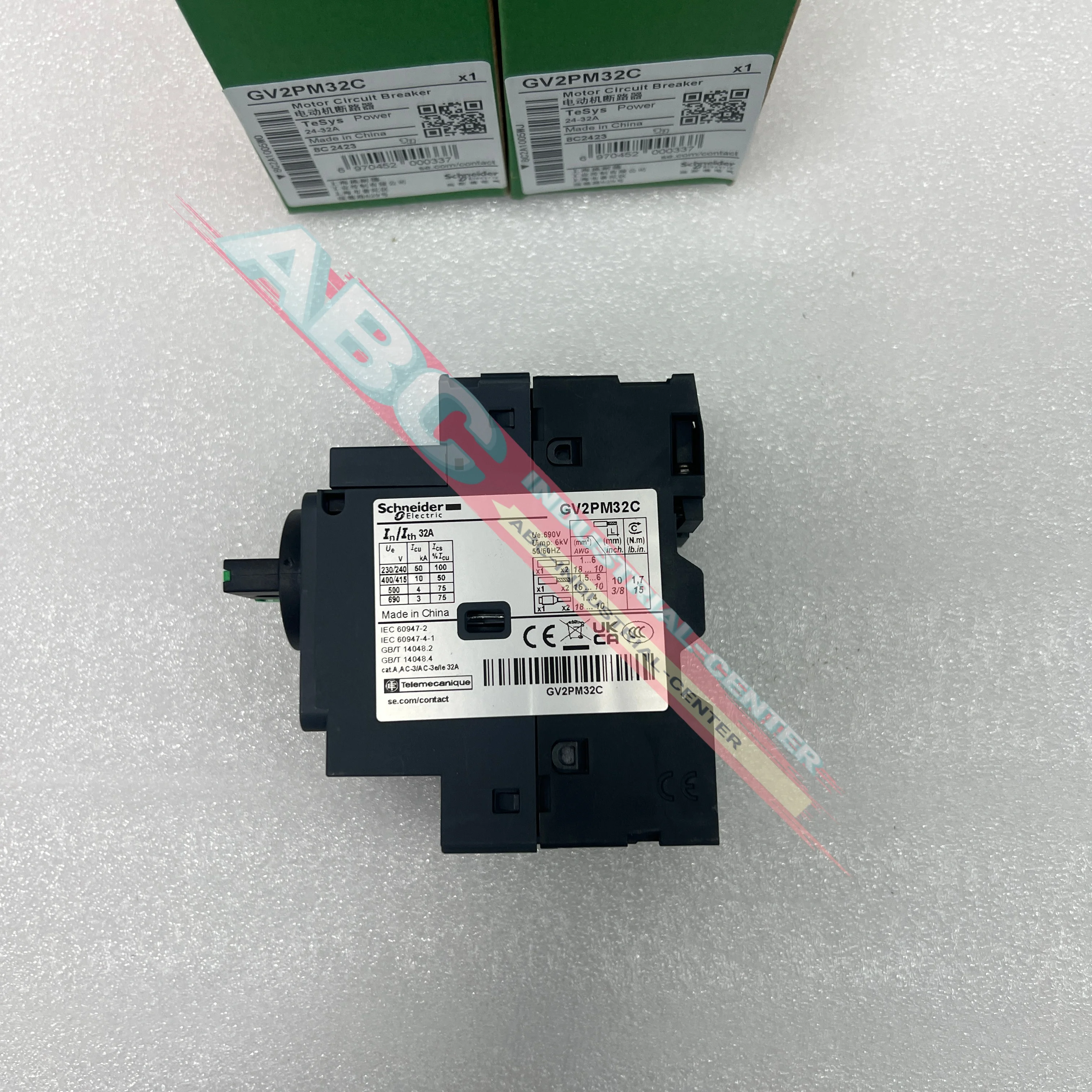 

Автоматический выключатель GV2PM32C новый в коробке