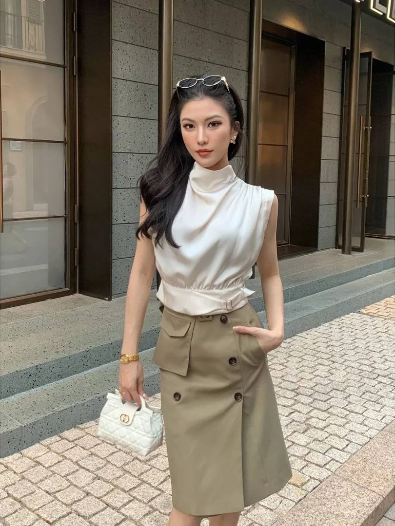 

Летняя женская футболка Jijinqi с открытыми плечами, без рукавов, с полувысоким воротником, модный облегающий крой, повседневный стиль