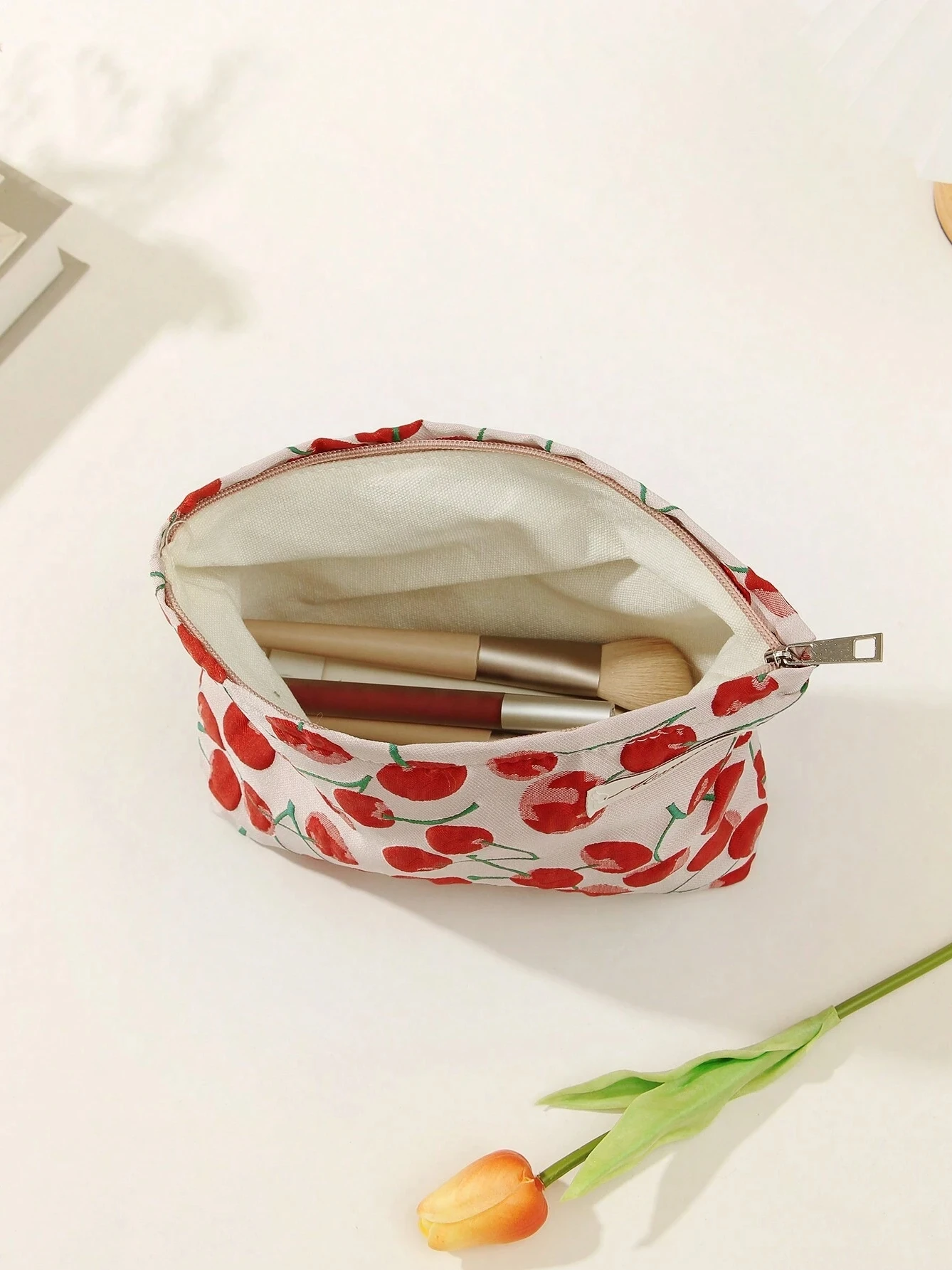 Embossed Cherry Cosmetic Bag High Capacity Hand-Held Mini Coin Storage Makeup Bag Beauty Bag Set For Travel Storage Organizer