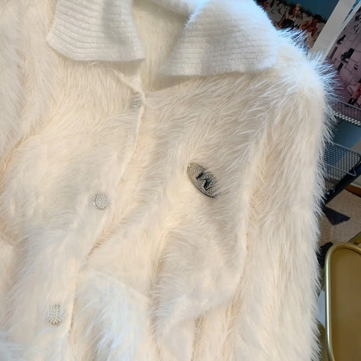 سترة من فرو المنك المخملي ذات طية صدر السترة الناعمة للنساء في الخريف والشتاء سترة صوفية محبوكة فريدة من نوعها