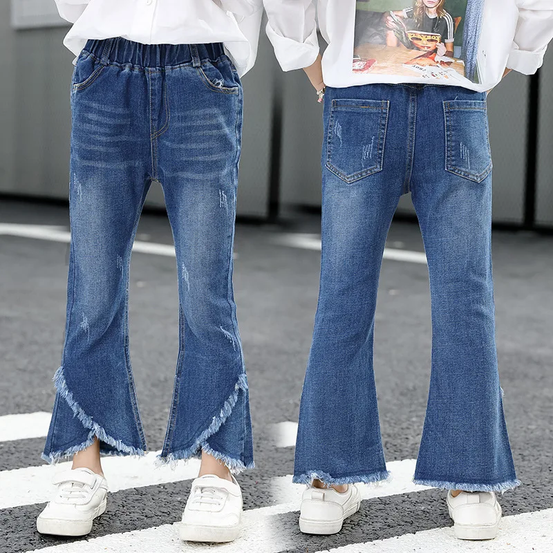 Flared jeans featuring a distinctive crossover hem design, perfect for daily wear in the spring and autumn seasons.