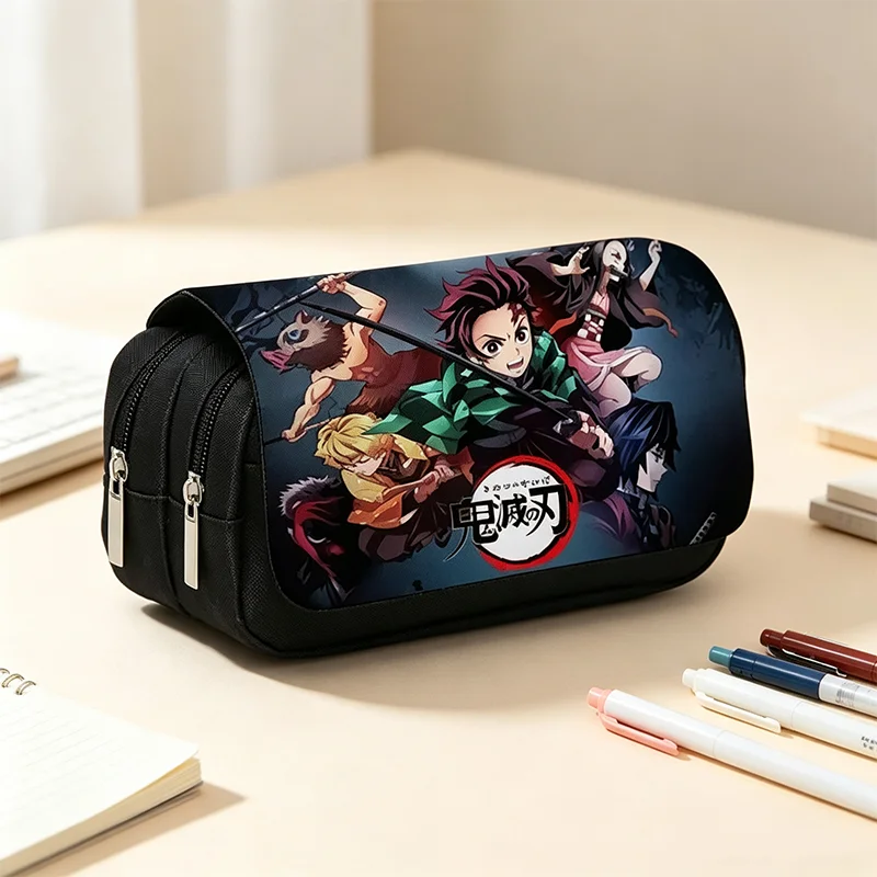 Anime Demon Slayer Federmäppchen für Schüler, zweilagige Aufbewahrungstasche, Tanjirou Nezuko Zenitsu Giyuu Cartoon Stiftebox, Cosplay-Requisite, Zubehör