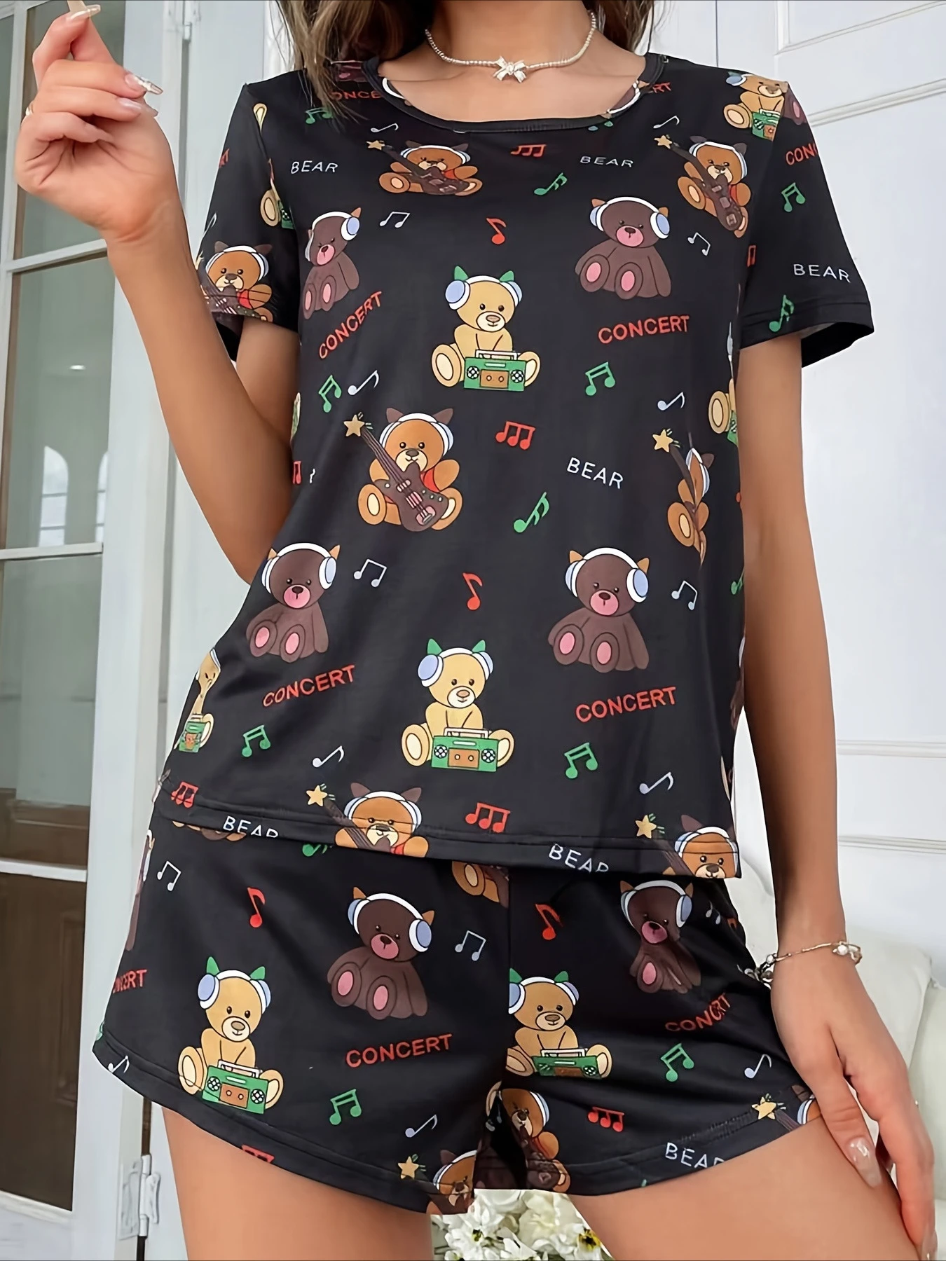 2026 Sommer Niedliches Musik-Bären-Print Pyjama-Set für Damen Kurzarm-Oberteil und Shorts Loungewear Lässige Schlafbekleidung für Zuhause