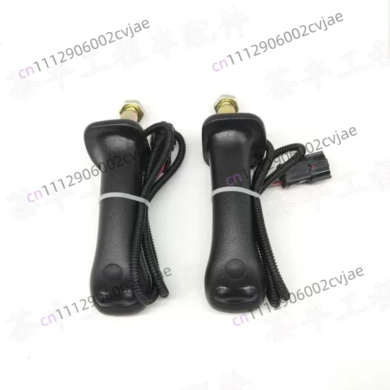 Suitable for excavator parts DX Doosan DH Daewoo 225-9/215-9 joystick handle rubber three-button with plug