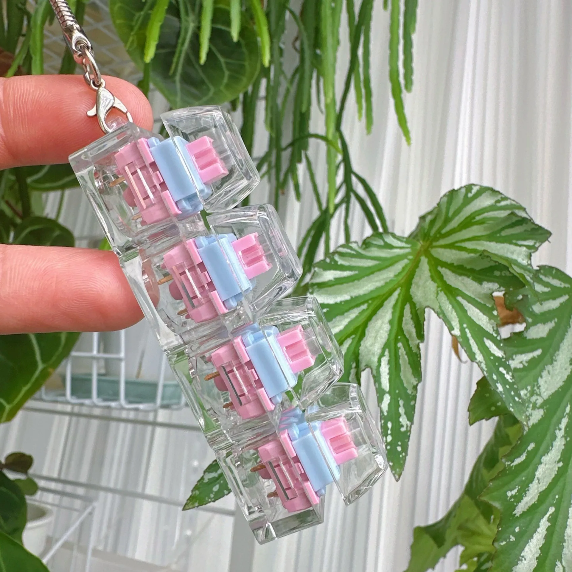 Relaxing DIY Keyboard Fidget Keychain Keys Button Keycap Clicker Toy with Light 4Keys Pinch Toy Adult image 3