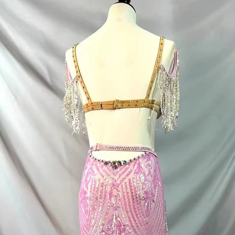 Traje de danza del vientre para mujer, sujetador de diamantes de lujo personalizado de gama alta + falda larga con lentejuelas y borlas, traje de actuación para adultos de 2 uds.