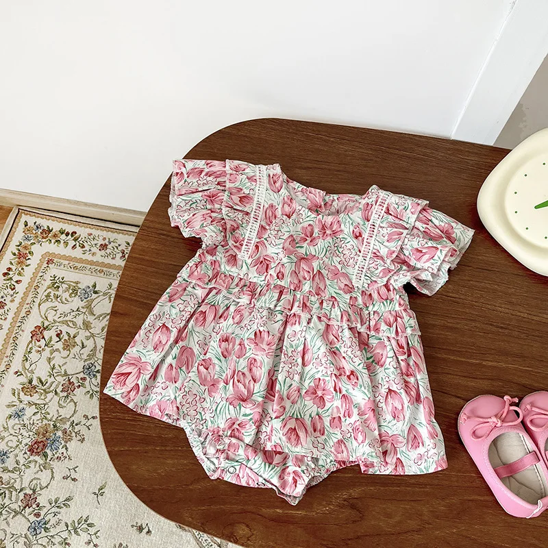 

Jenny&Dave Baby Nordic 2023 Summer Girl Big Flower Lace Bodysuit Baby Small Flying Sleeve Triangle Creeper Girl