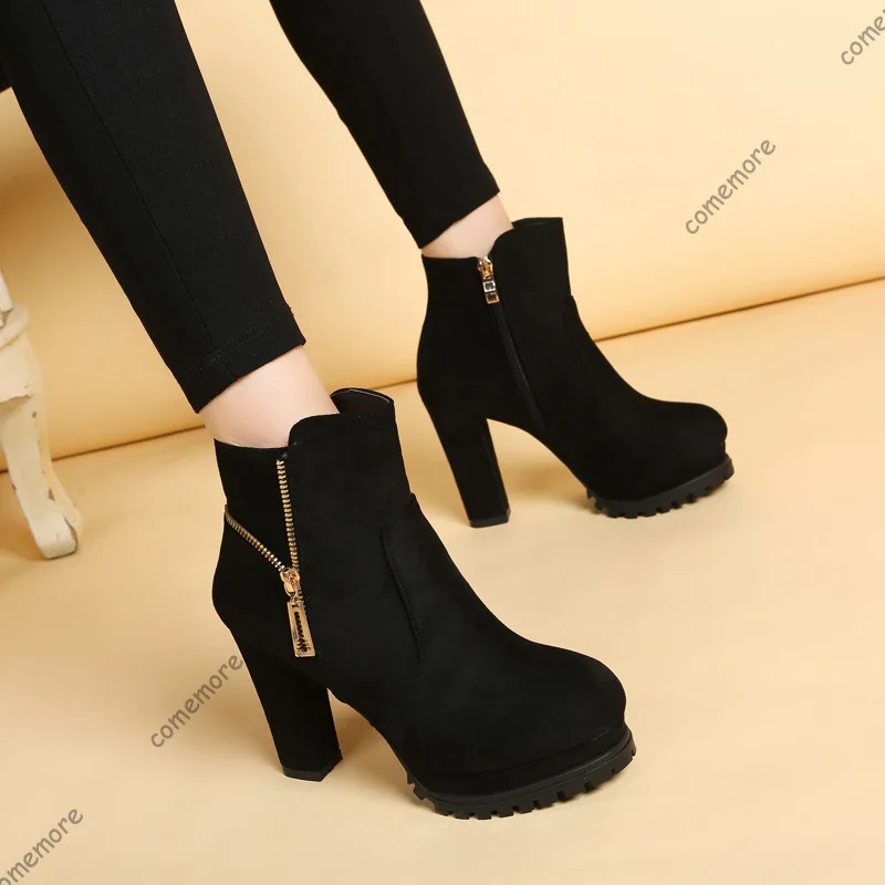 

Модные замшевые ботильоны на платформе с круглым носком, боковой молнией, удобные нескользящие туфли, осенне-зимние повседневные ботинки на высоком каблуке