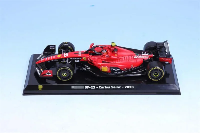 Bburago 1:24 SF-23 #16 / #55 Azerbaijan Grand Prix Version red Diecast Model Car