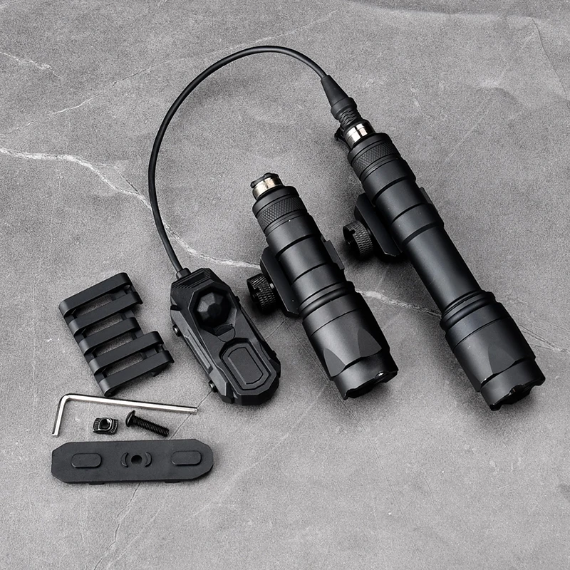 タクティカルランタン、M300/M600フラッシュライト。A - Light Switch のレビューと価格