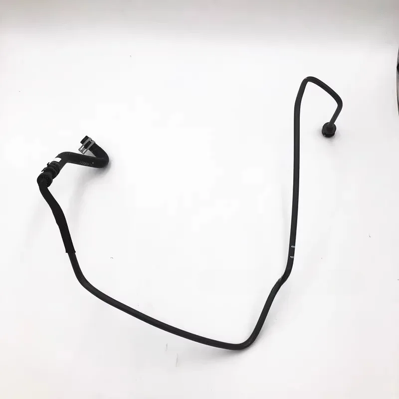 

Маленькая водопроводная труба двигателя, резервуар для воды для возврата турбокомпрессора, подходит для Volvo XC60 S60 V60 S60L