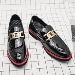 2023 Patent Leather Mens Designer Big Chain Oxfords Casual Classic Comfortable Footwear Dress Shoes Large Size 48 Flats Sneakers