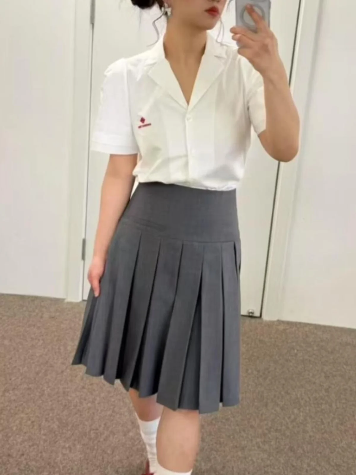 

Fashionable A-Line Pleated Skirt Sweet Style Pure Color mid Waist Design Batwing Shape Three-acetate Fiber City Walk Skirt