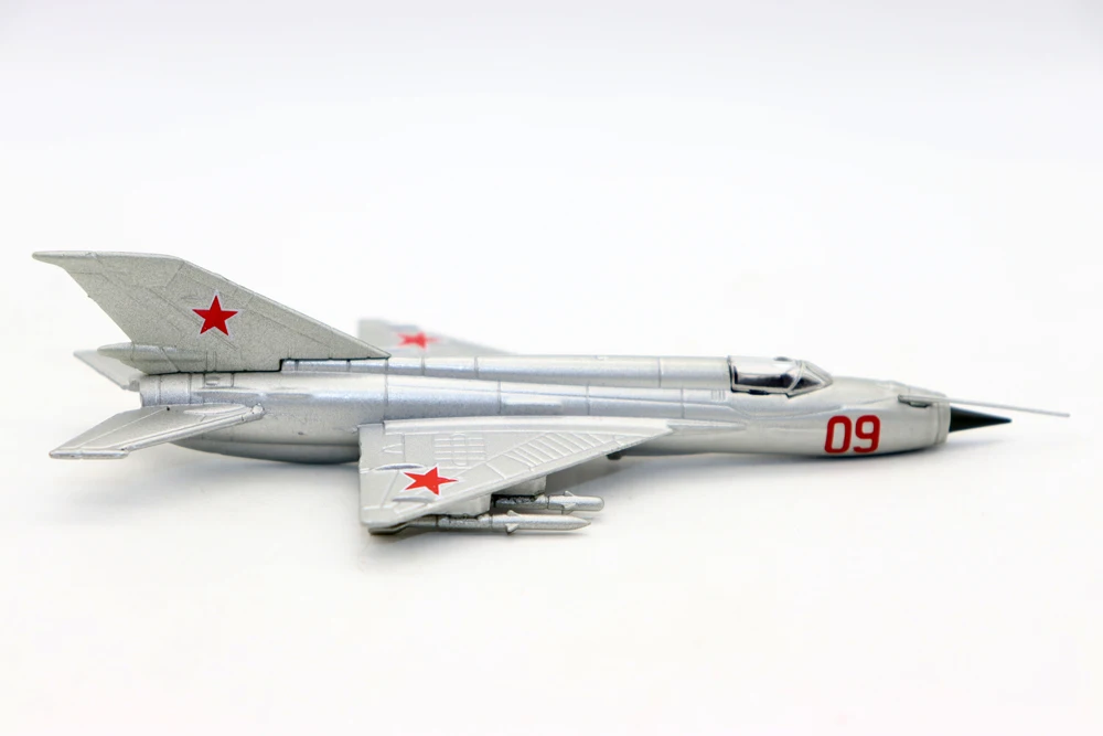 Mig-3ファイターダイキャストモデル,プラスチック合金,シミュレーション飛行機,ギフトコレクション,スケール1: 100,soviet-guich,新品