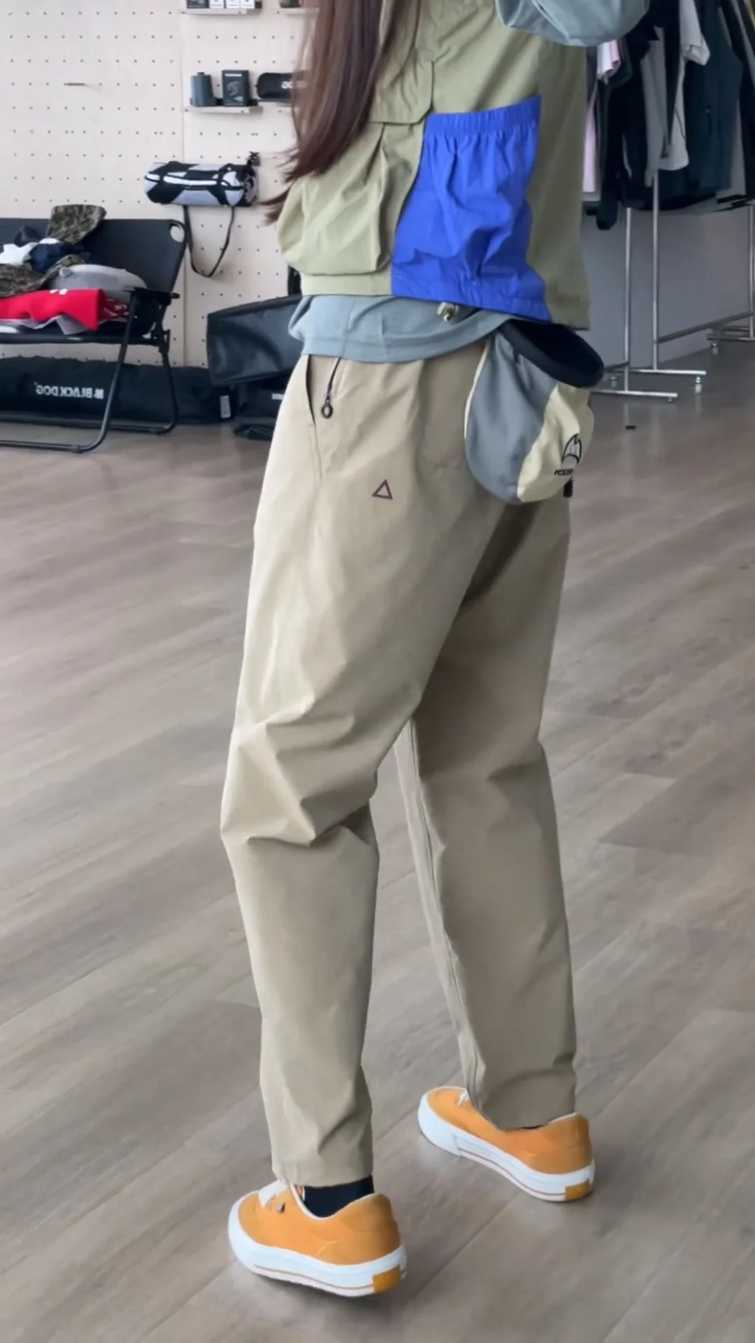 Frühling Sommer Reißverschluss-Taschen Cargo Freizeithosen Herren Schnelltrocknende Jogginghosen Wanderhosen Outdoor Alltagskleidung Schmal Zulaufende Hosen für Männer – Detail 5