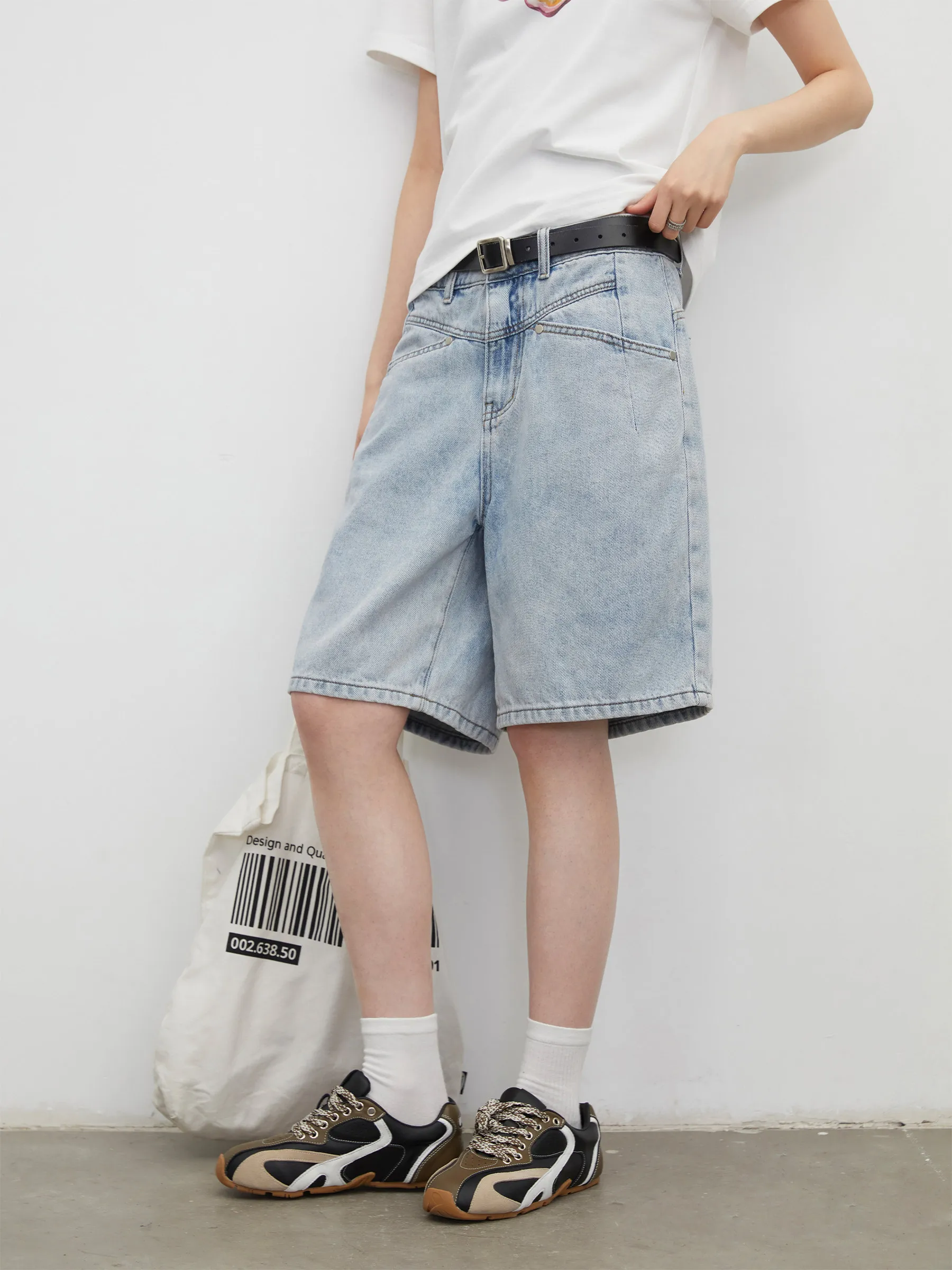 CHIC VEN Fashion Women Shorts Mid-length Blue New Dividing Line Design Retro Washed Cotton Straight Leg Short Jeans Summer 2026