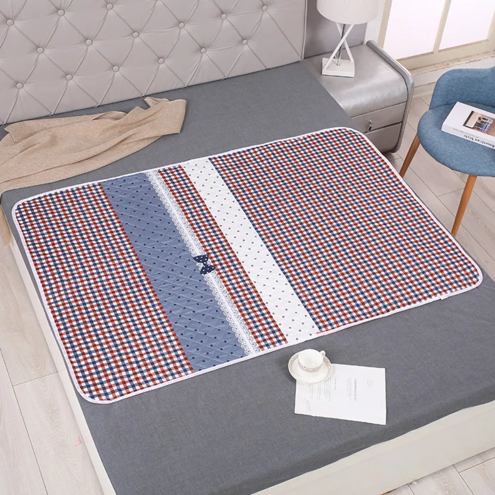 Soft Waterproof Baby Urine Mat Breathable Washable Bedding Urine Pads Cute Cartoon Urine Protection Diaper Changing Mat Adult