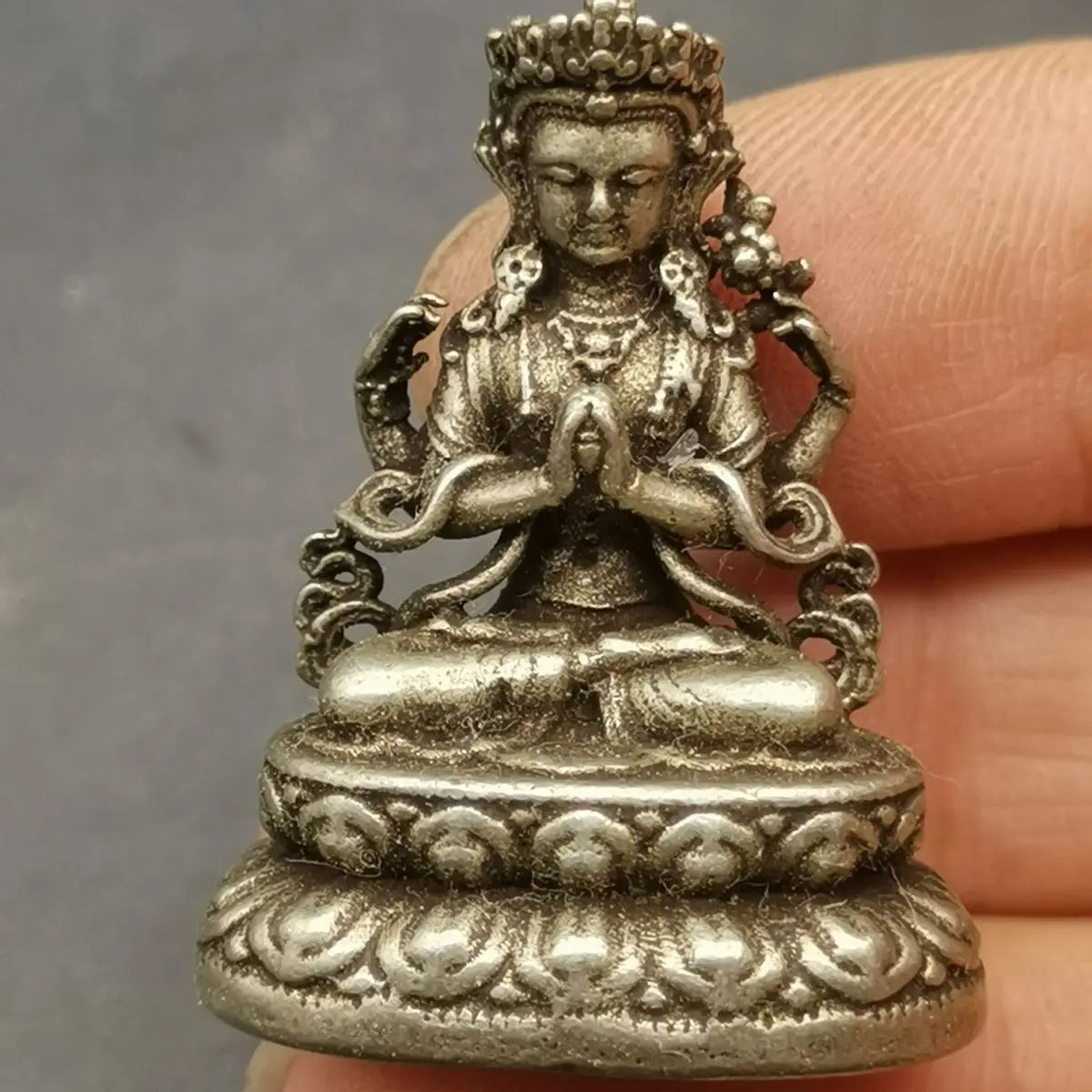 Tibetan Four-armed Avalokiteshvara Statues Figurines Lucky Ornaments Home Decoration gifts