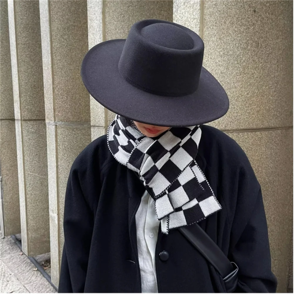 New concave shaped woolen hat versatile retro French flat top jazz hat top hat for women autumn and winter