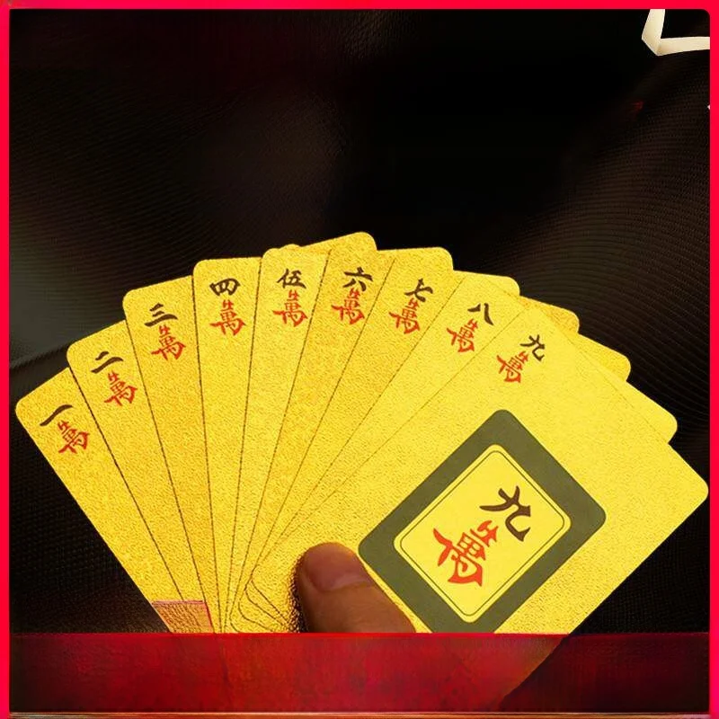 cartas-de-poker-em-pvc-dourado-reforcado-portateis-a-prova-d'Agua-para-viagem-e-atividades-ao-ar-livre-144-pecas-com-acabamento-fosco