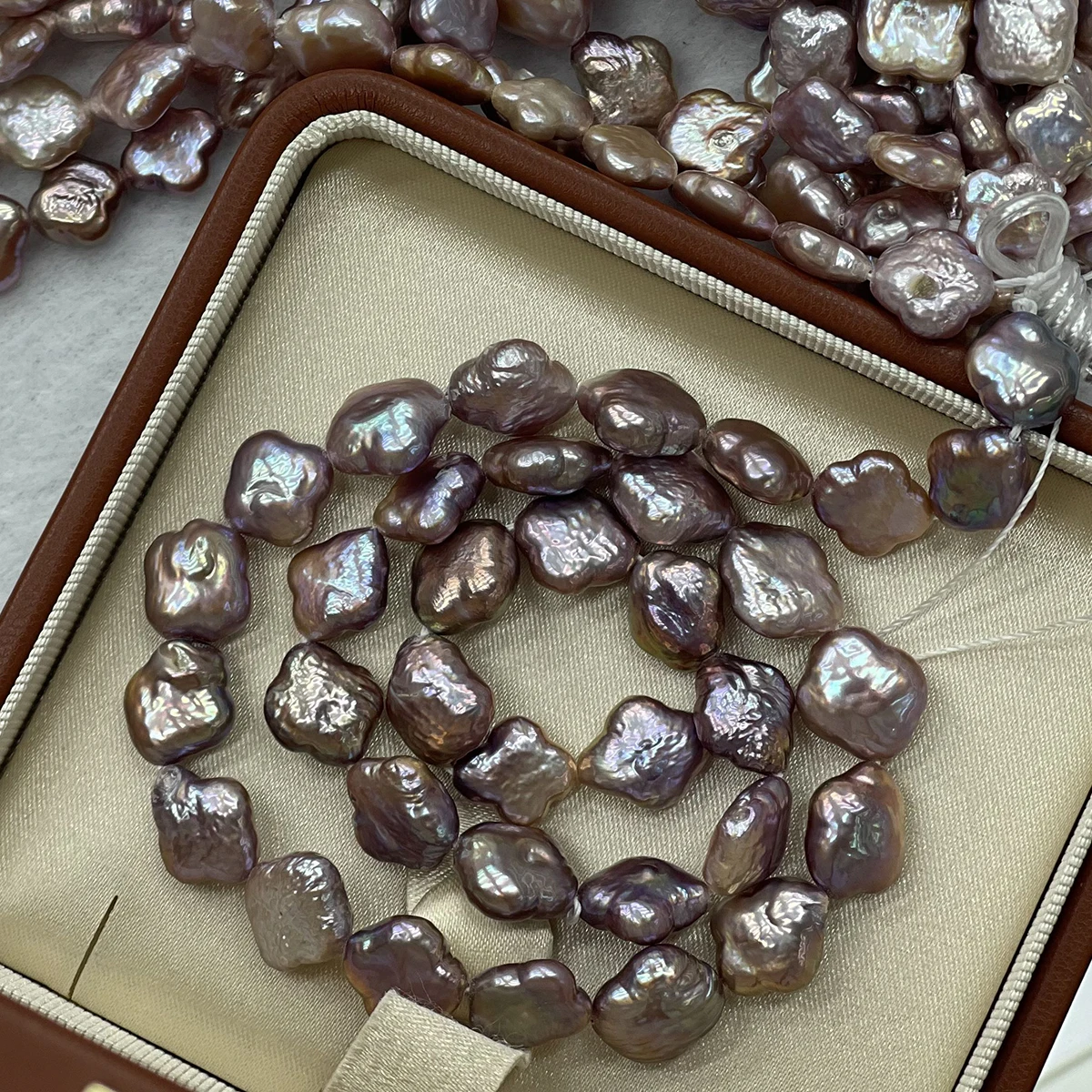 

Natural Freshwater Pearl Baroque Purple FourLeaf Clover Isolate Bead 10-11mm Jewelry MakeDIY Necklace Bracelet Accessories Women