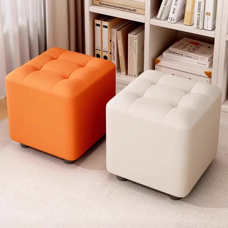 

Gaming Designer Ottomans Minimalist Unique Entryway Pedicure Nordic Makeup Ottomans Modern Professional Tabourel Salon Furniture