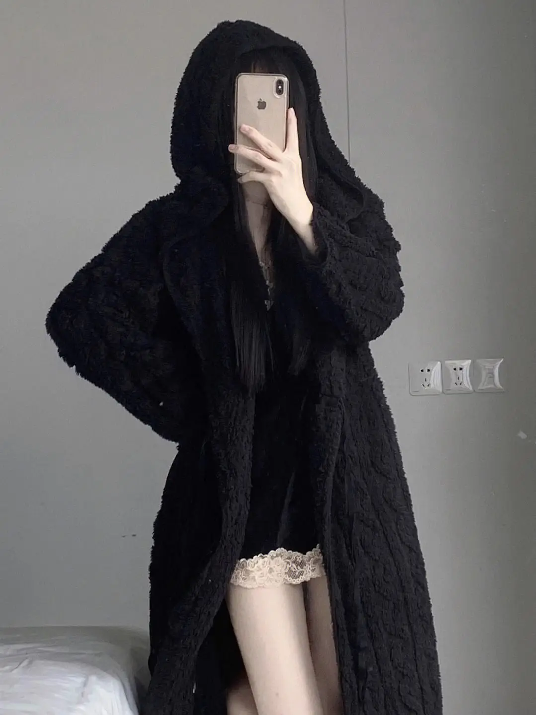 Coral Fleece Black Nightdress Women Winter Sweet Princess Sleepwear Bathrobe Thicken Flannel Pajamas Hooded Women Homewear Dress