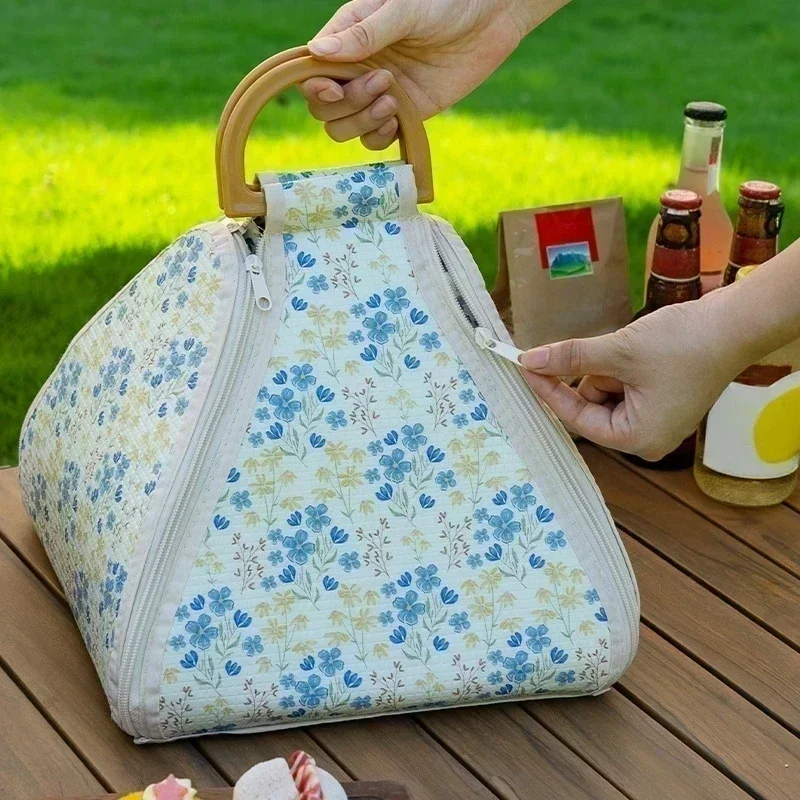 

Outdoor Picnic Mat Lawn Mat Waterproof Moisture-proof Camping Mat Foldable Blanket Checkered Picnic Mat Beach Blanket