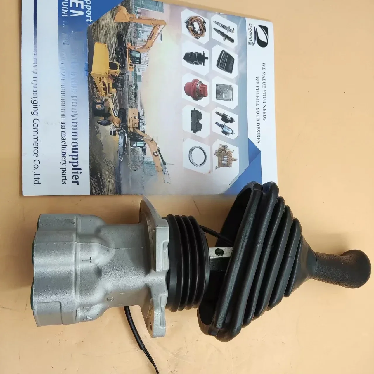 Jining Digging Excavator Pilot Control Valve Joystick 206-3305 297-0529 297-0589 232-4100 320C 320D For Caterpillar Joystick