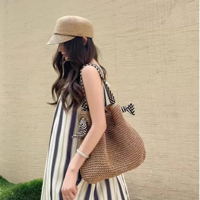Straw Woven Bag, Light Luxury Style, Summer Woven Hhandbag, Beach Lazy Beach, High-end Single Shoulder Bag, 2026 New Tote Bag
