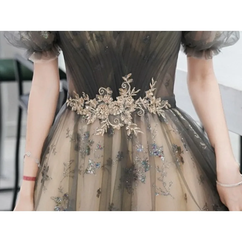 2026 Nuovo abito da sera monospalla elegante ricamato da donna Abito dimagrante alla moda con riflessi Abito da presidente per banchetti