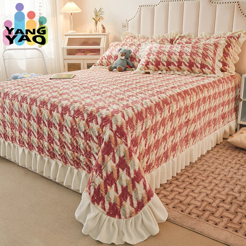 Velvet Bedspread Thickened Bed Cover for Home Warm Mattress Protectors покрывало на кровать Lace Style Bed Linen(No Pillowcase)