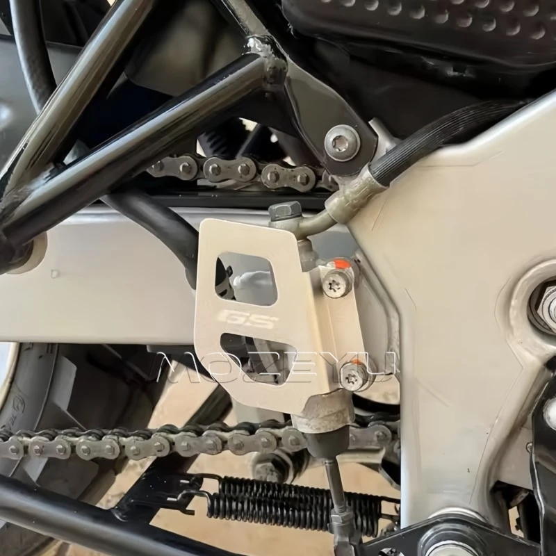 

For BMW F650GS Single Dakar G650GS 2007 2006 2005 2004 2003 2002 2001 2000 Motorcycle F650 GS Rear Brake Master Cylinder Guard