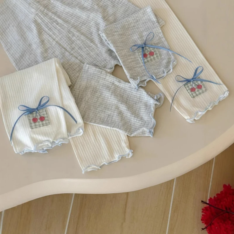 

2025 Autumn New Solid Color Cherry Bow Children's Tight Comfortable Soft Underpants