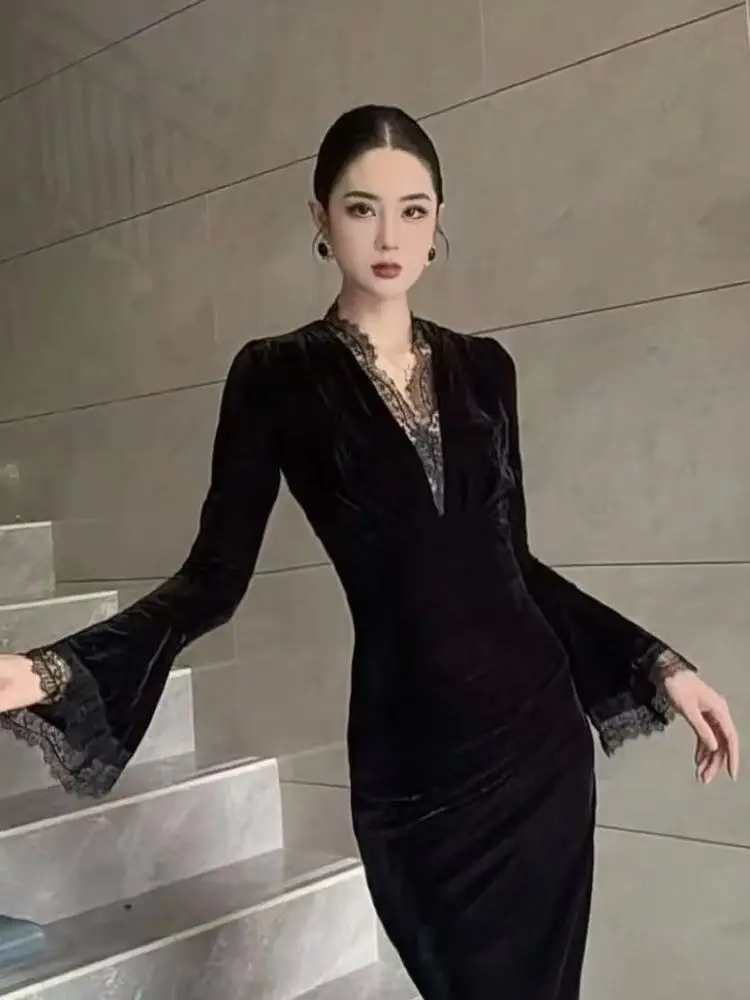 المرأة فستان طويل بسيط الخامس الرقبة طويلة الأكمام ضيق سليم فساتين الدانتيل أنيقة موضة الكورية المرأة رداء مثير التخسيس فستان TS390