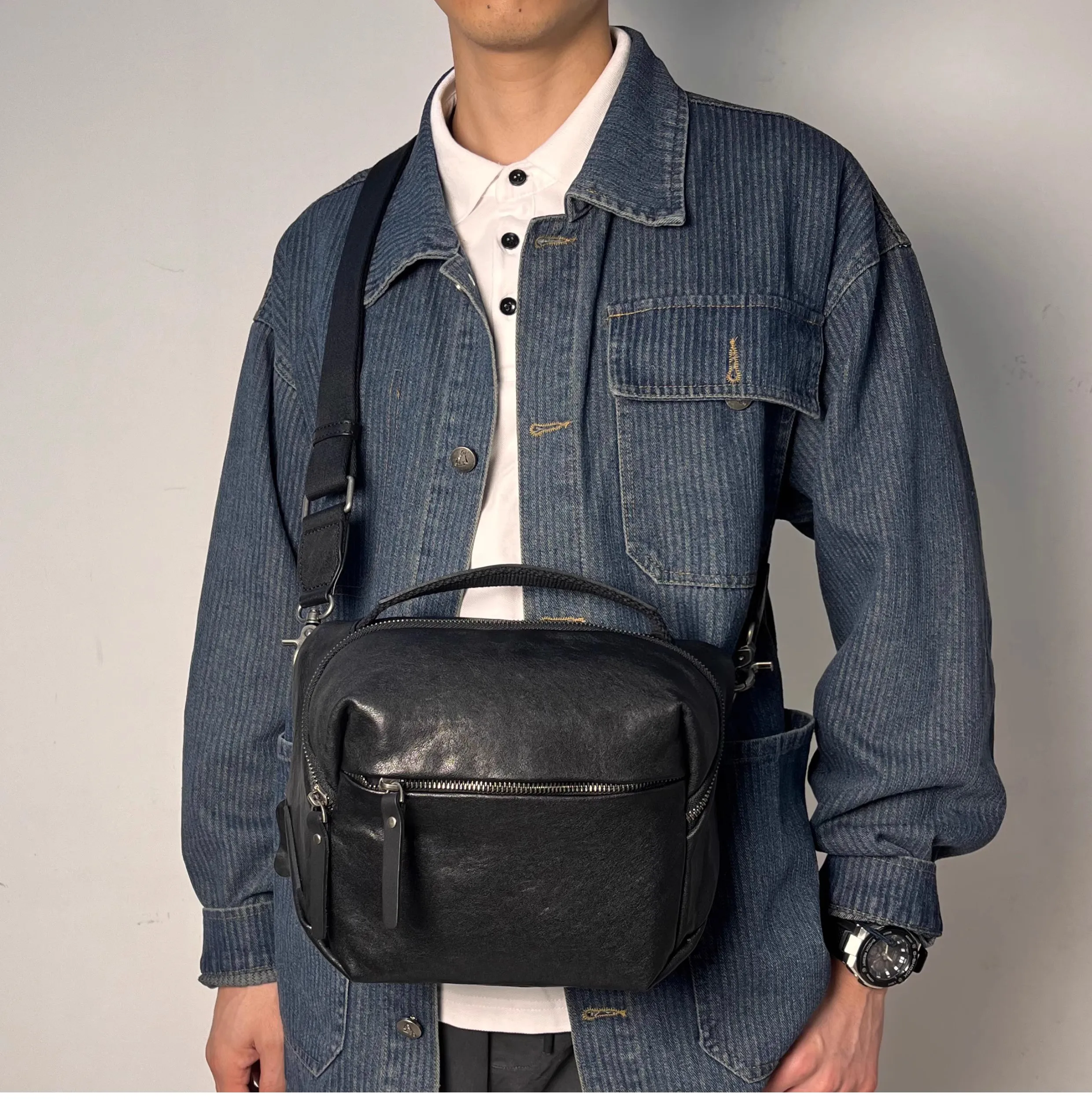 AETOO Handcrafted genuine leather casual crossbody bag, men's top layer cowhide single-shoulder bag, multi-functional handbag, s