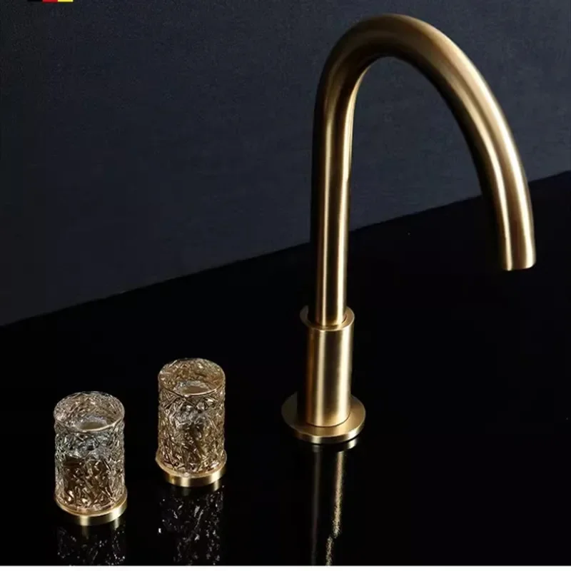 Art Brushed Brush Gold Brass Bathroom Sink Faucet 3 Hole Widespread Basin Mixer Double Handle Tap New Arrival