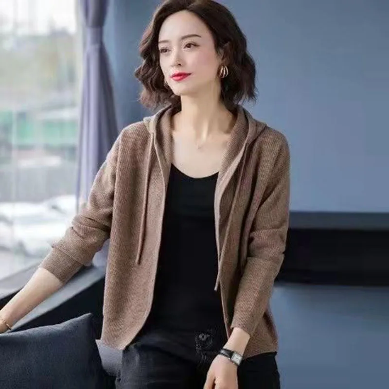 Casual Fashion Hooded All-match Knitted Cardigan Sweaters Women\'s Clothing 2022 Autumn New Solid Color Button Loose Korean Tops