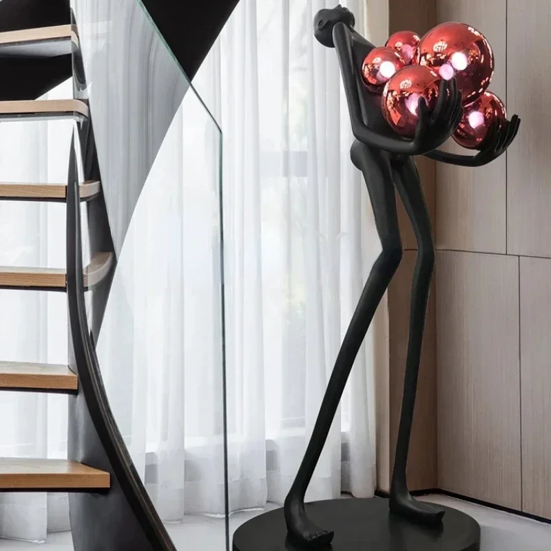 

Nordic Humanoid Statue Floor Lamp, Sculpture, Long Arm Holding Ball, Creative Design, Exhibition Hall, Hotel Sales,