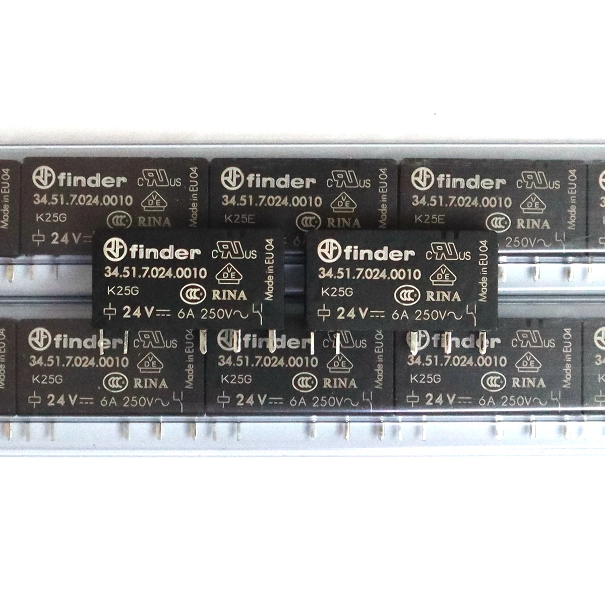 FINDER 100%-NEW 34.51.7.024.0010 34.51.7.012.0010 1PCS 6A 1CO SLIM RELAY 93.01.7.024 6A original