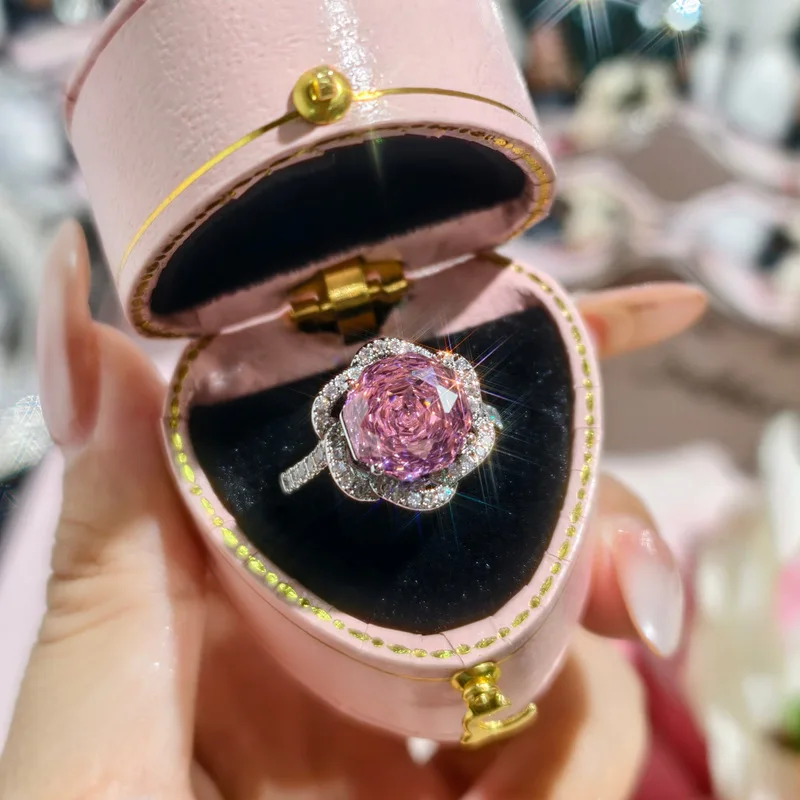 Back cover: Millennium Rose cut, octagonal pink cubic zirconia, full-diamond necklace pendant, lightweight luxury open ring, wom
