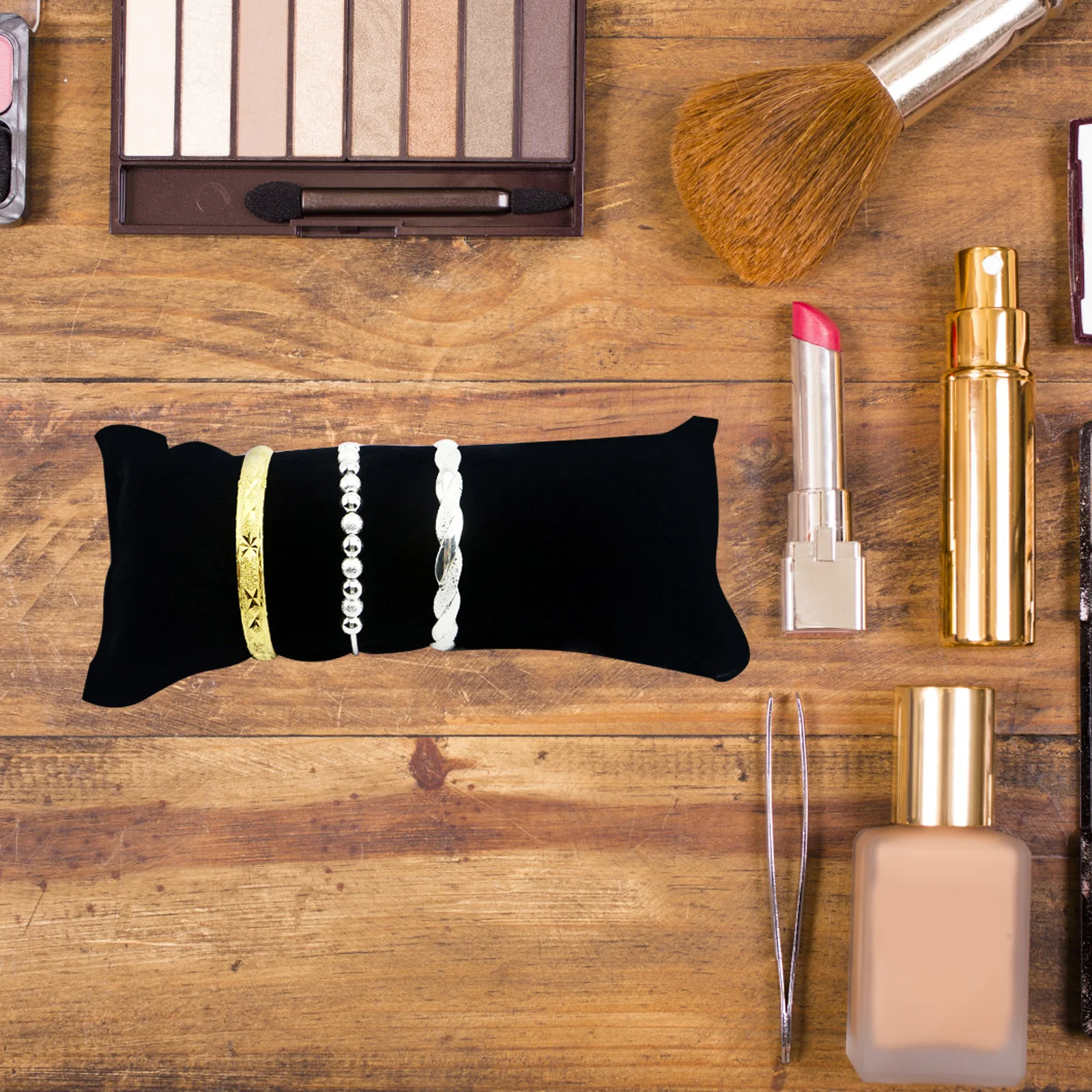 

2Pcs Watch Pillow Jewelry Display Cushion Soft Bracelet Holder Protective Pad for Watches and Jewelry Displays