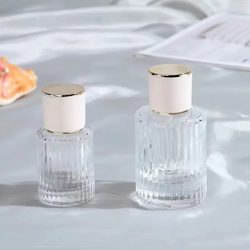 30/50ML Transparent Perfume Bottles Travel Pocket Glass Spray Bottles Empty Bottles Mist Spray Perfume Bottle Dispenser Atomizer